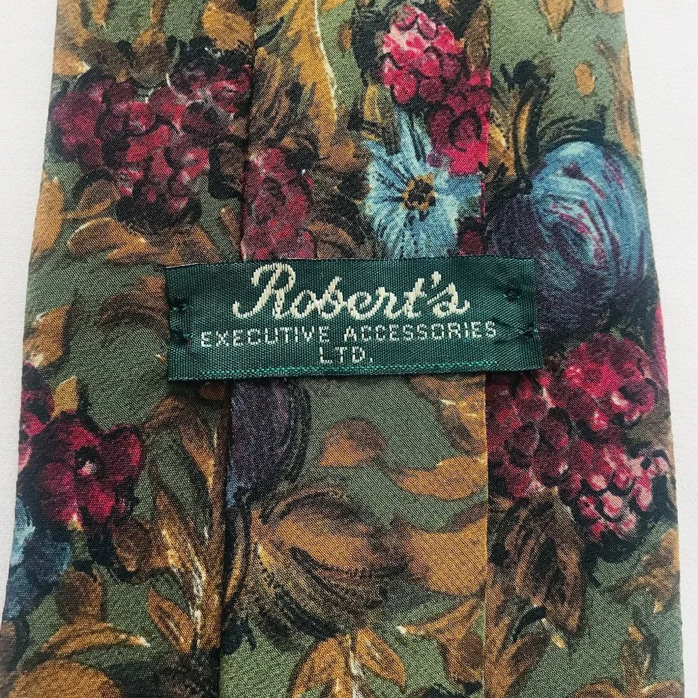 Robert’s Executive Accessories Ltd. VTG Silk Neck Tie Floral Hand Made in USA